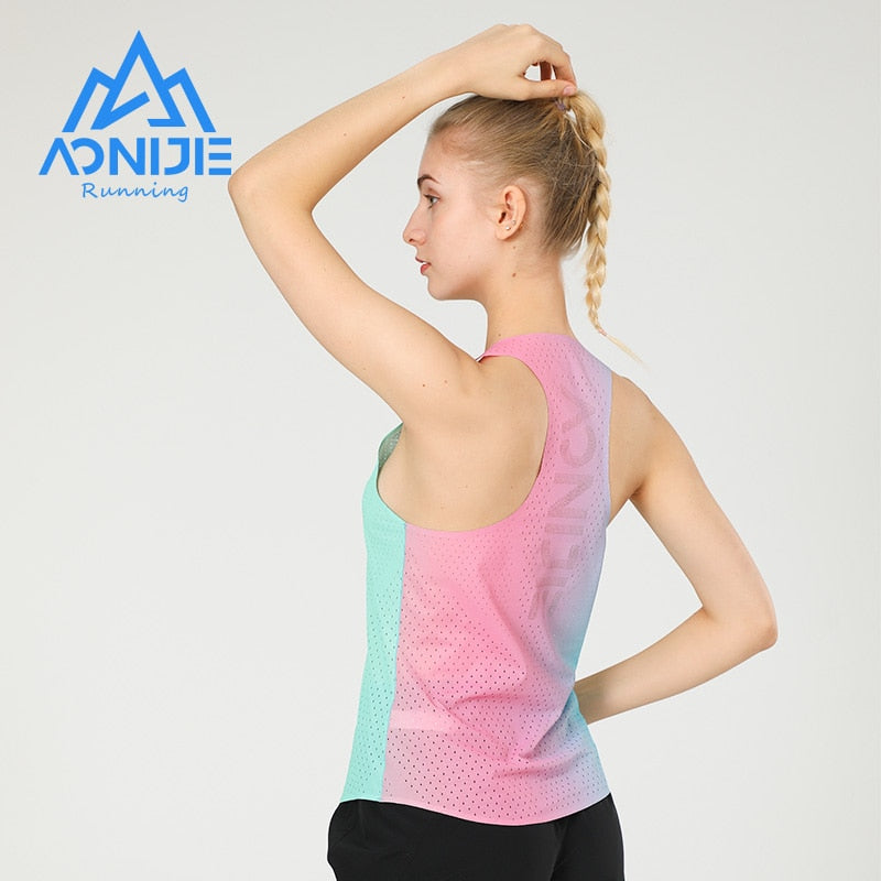 Aonijie Women's Lightweight Vest